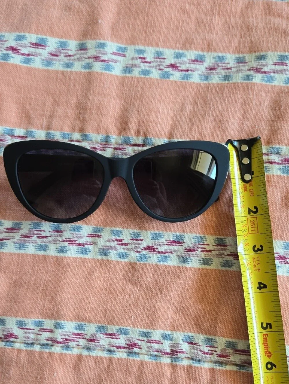 Goodr Glam G It's Noir, Darling Cat Eye Sunglasses